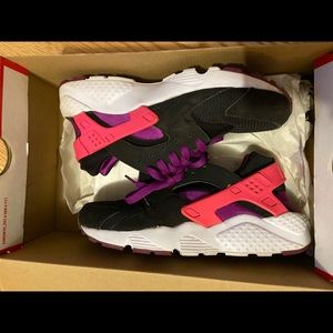 Nike Huarache Shoes